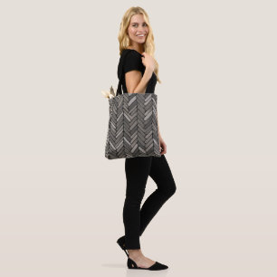 Holzkohle und Grauherringbone Elegant Geometric Tasche
