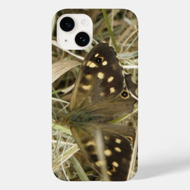 Holzschmetterling Case-Mate iPhone 14 Hülle (Rückseite)