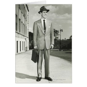 Homme dans le costume