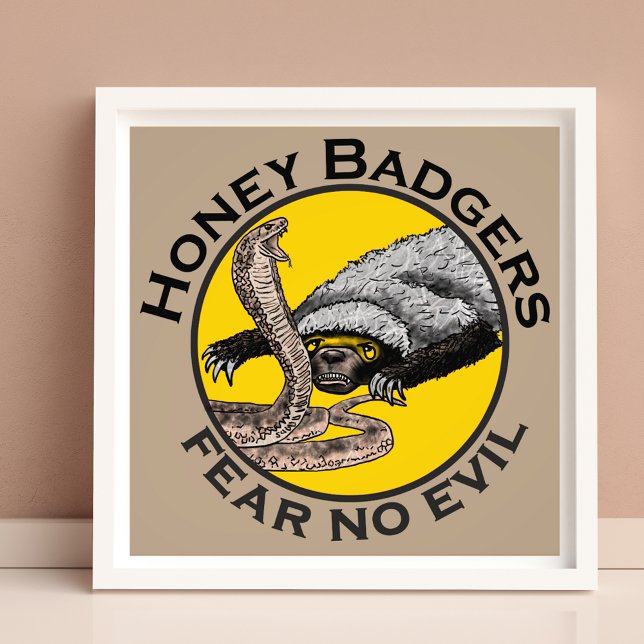 Honey Badgers Federn keine böse gelbe Beängstigend Fotodruck (Honey badger and snake fearless badass wild animal art with quote honey badgers fear no evil)