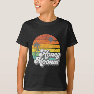 Honey Moonin Beach Honeymoon Vacation Men Co T-Shirt