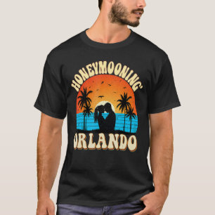 Honeymoonin Bride Groom Florida Sunset Honeymoon i T-Shirt