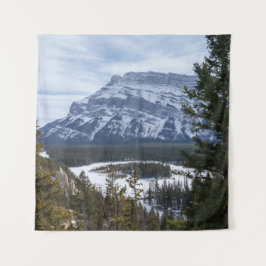 Hoodoos und Snowy Tunnel Mountain, Alberta Wandteppich