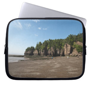Hopewell Rocks und das Meeresgezeiten-Erforschungs Laptopschutzhülle