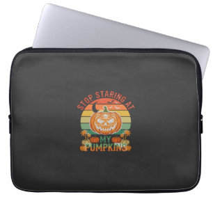 Hör auf, Kürbisse anzustarren Halloween Totenkopf Laptopschutzhülle