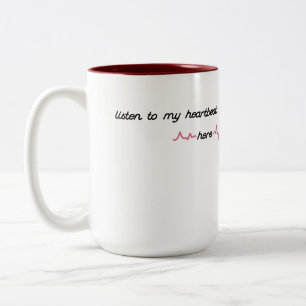 Hör auf meinen Herzschlag. Zweifarbige Tasse