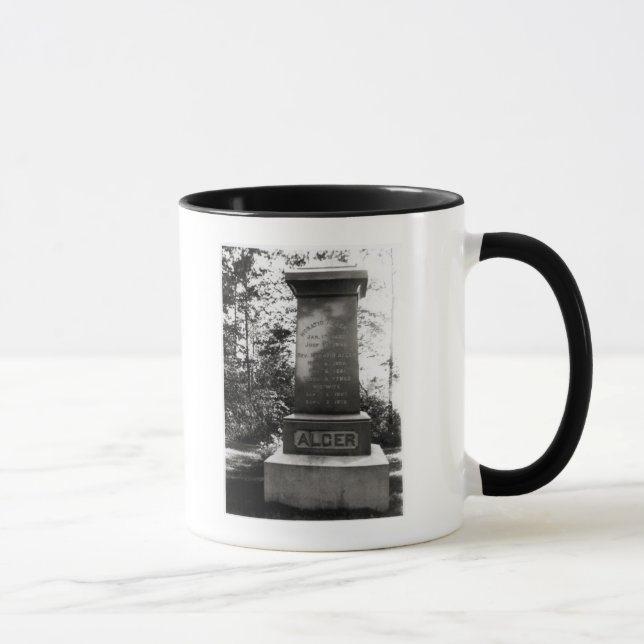 Horatio Algers Grab in Natick, Massachusetts Tasse (Rechts)