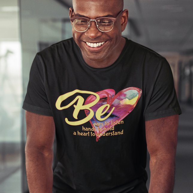 HÖREN, HÄNDE HALTEN UND HERZ T-Shirt (Von Creator hochgeladen)