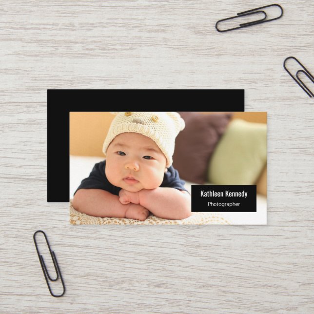 Horizontal Foto Baby Fotograf Moderner Minimal Visitenkarte (Vorderseite/Rückseite Beispiel)