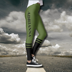 Horizontale schwarze Streifen Name Olive Green Leggings
