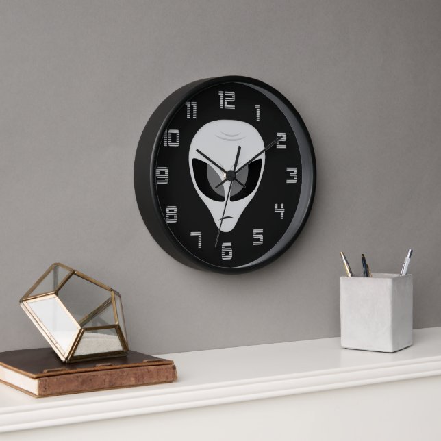 Horloge Alien foncée (Bureau)