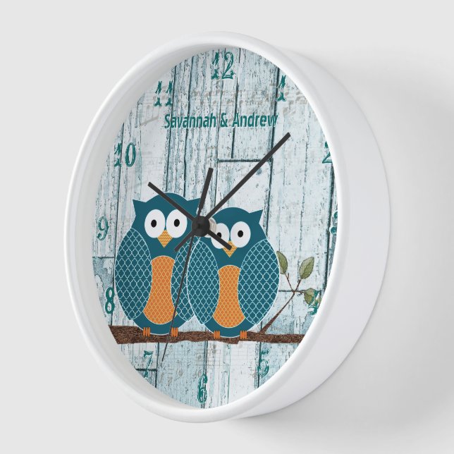 Horloge Amour Personnalisé de Hiboux en Bois Vieilli Aqua  (Angle)