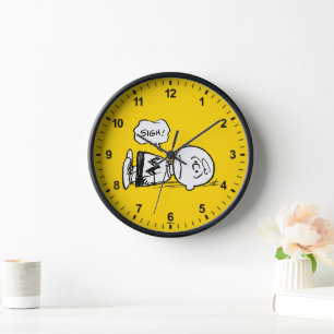 Horloge cacahuètes   Charlie Brown est en panne