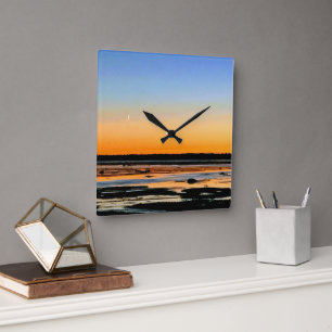 horloge carré croissant de lune