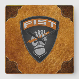 Horloge Carrée [200] Forward Observer (FIST) [Patch]