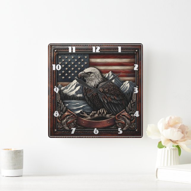 Horloge Carrée Aigle Bald Conçu Contre Le Motif Drapeau Américain (Maison)