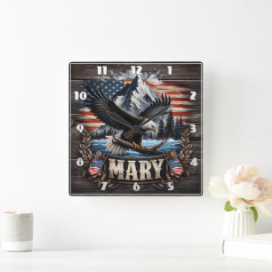Horloge Carrée Aigle Majestueux Sur L'Eau Avec Arrière - plan De 