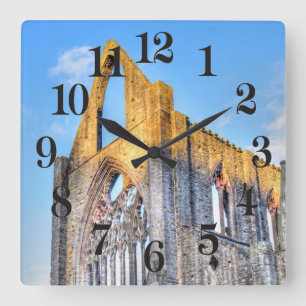 Horloge Carrée Ancienne abbaye de Tintern, monastère cistercien, 