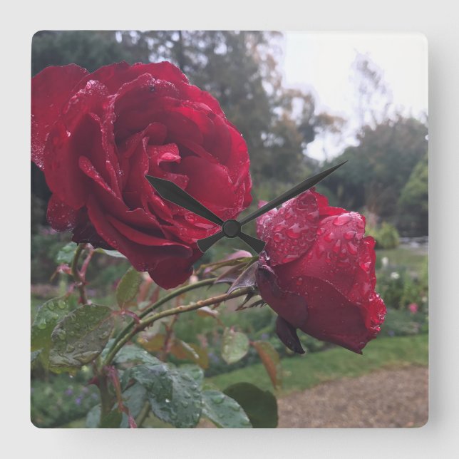 Horloge Carrée Au pair rouge (Recto)