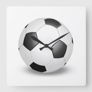 Horloge Carrée Ballon de football sur le blanc