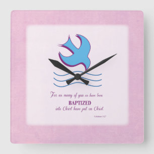 Horloge Carrée Baptême adulte sur rose