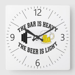 Horloge Carrée Barbell vs bière