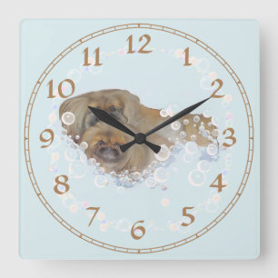 Horloge Carrée Bath Time Pekingese Duo