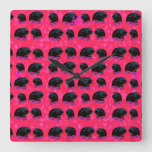 Horloge Carrée Black Guinée Pigs On Pretty Pink Rose
