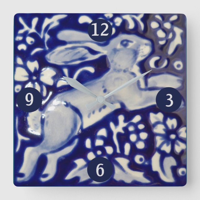 Horloge Carrée Blue & White Leaping Rabbit Hare Ceramic Tile (Recto)