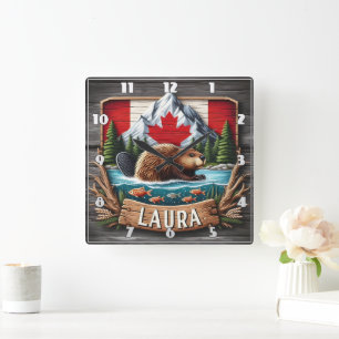 Horloge Carrée Castor canadien avec drapeau et montagnes