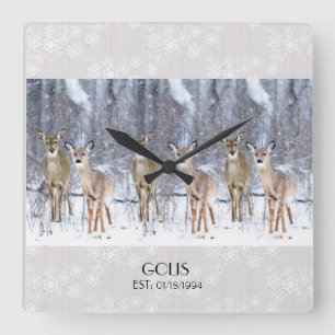 Horloge Carrée Cerf personnalisé dans la neige – Noël / Hiver