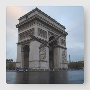 Horloge Carrée Champions-Élysées - Paris, France