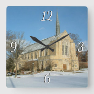 Horloge Carrée Chapelle Harbison en hiver au Grove City College