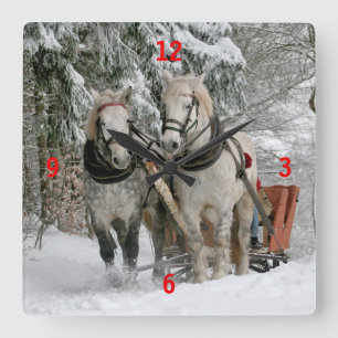 Horloge Carrée Chevaux de trait tirant Sleigh