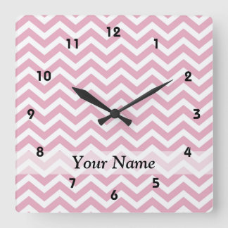 Horloge Carrée chevron rose et blanc