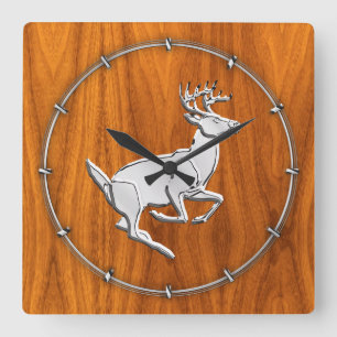 Horloge Carrée Chrome comme les cerfs communs courants sur la