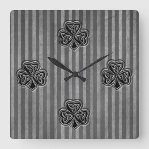 Horloge Carrée Classy grundge shamrock irlandais chanceux