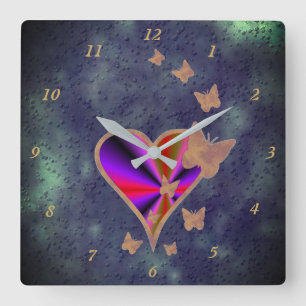 Horloge Carrée Coeur arc-en-ciel et papillon