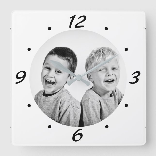 Horloge Carrée Collage photo moderne en noir et blanc (Recto)