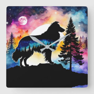Horloge Carrée Collie sur le sommet de la montagne sur la forêt c