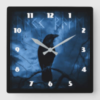 Corneille noire avec runes style gothique foncé