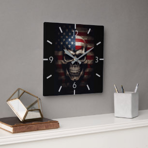 Horloge Carrée Crâne de drapeau américain