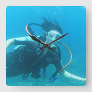 Horloge carrée - customisée