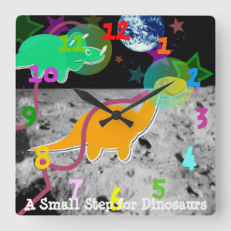 Horloge Carrée Cute Cartoon Dinosaurs on the Moon