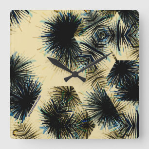Horloge Carrée Dans la nuance de couleur beige