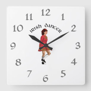 Horloge Carrée Danseuse Irlandaise Brune en Rouge