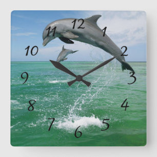 Horloge Carrée Dauphin dans sauter et jouer sauvages
