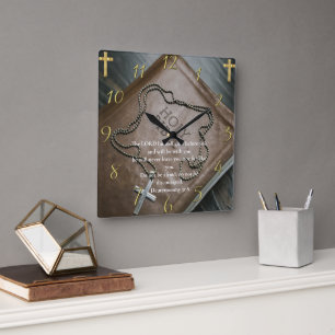 Horloge Carrée Deutéronome 31:8 Sainte Bible avec croix