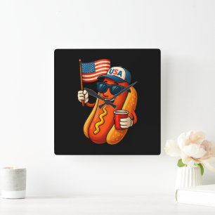 Horloge Carrée Drapeau 4 juillet Hotdog Funny Patriotique USA
