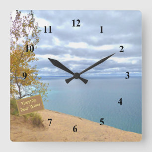 HORLOGE CARRÉE DUNES DE SLEEPING BEAR SURPLOMBANT LE LAC MICHIGAN